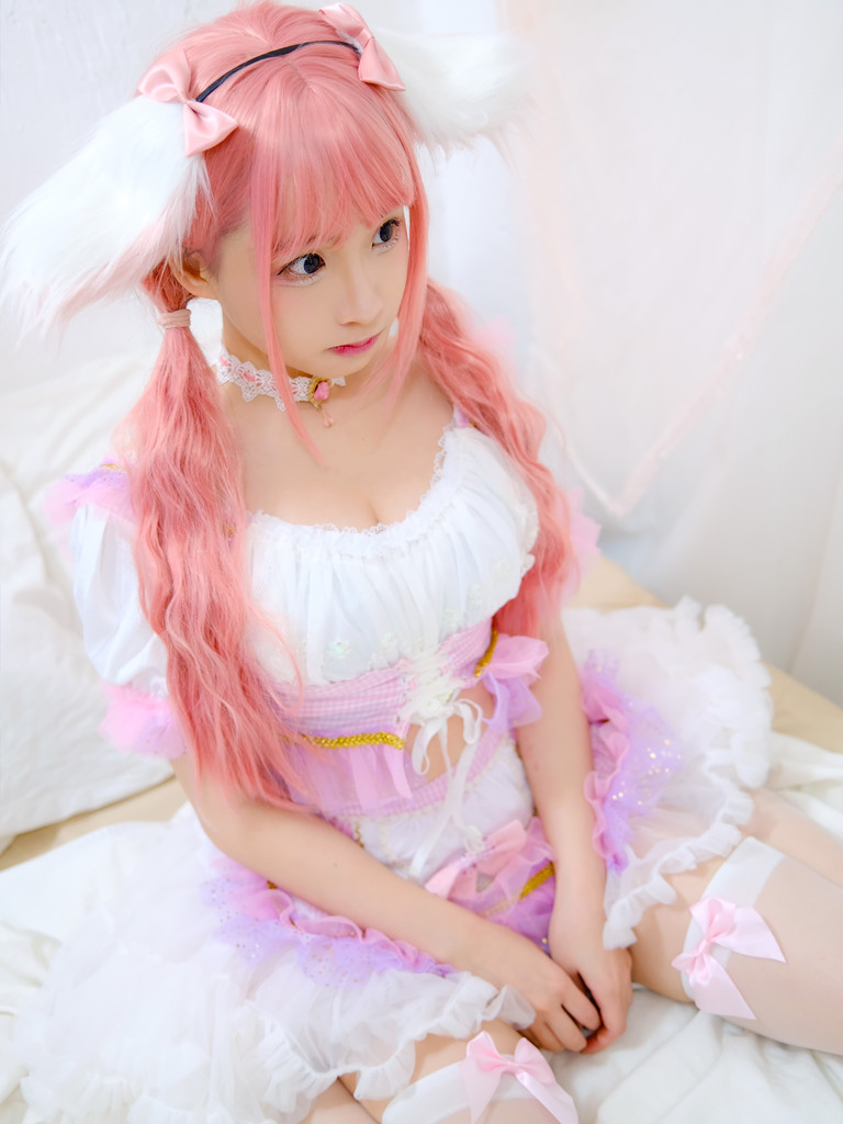 🐰小兔子女僕🐰 — Yuki 的數位攝影集封面