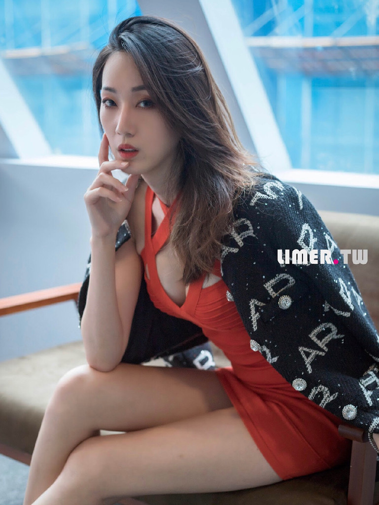 [腿足控]DZ繆思no.1-長腿美模Yoko — D.Z muses繆思 的數位攝影集封面