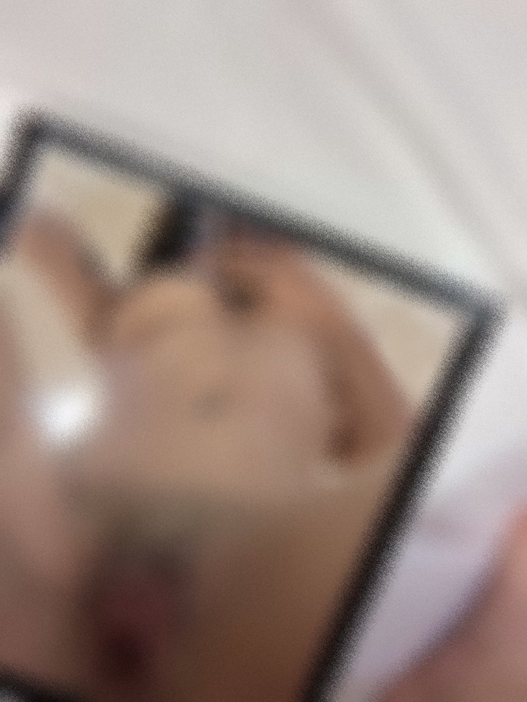 下雨天 也不忘給寶貝發福利 — KK 的數位攝影集封面