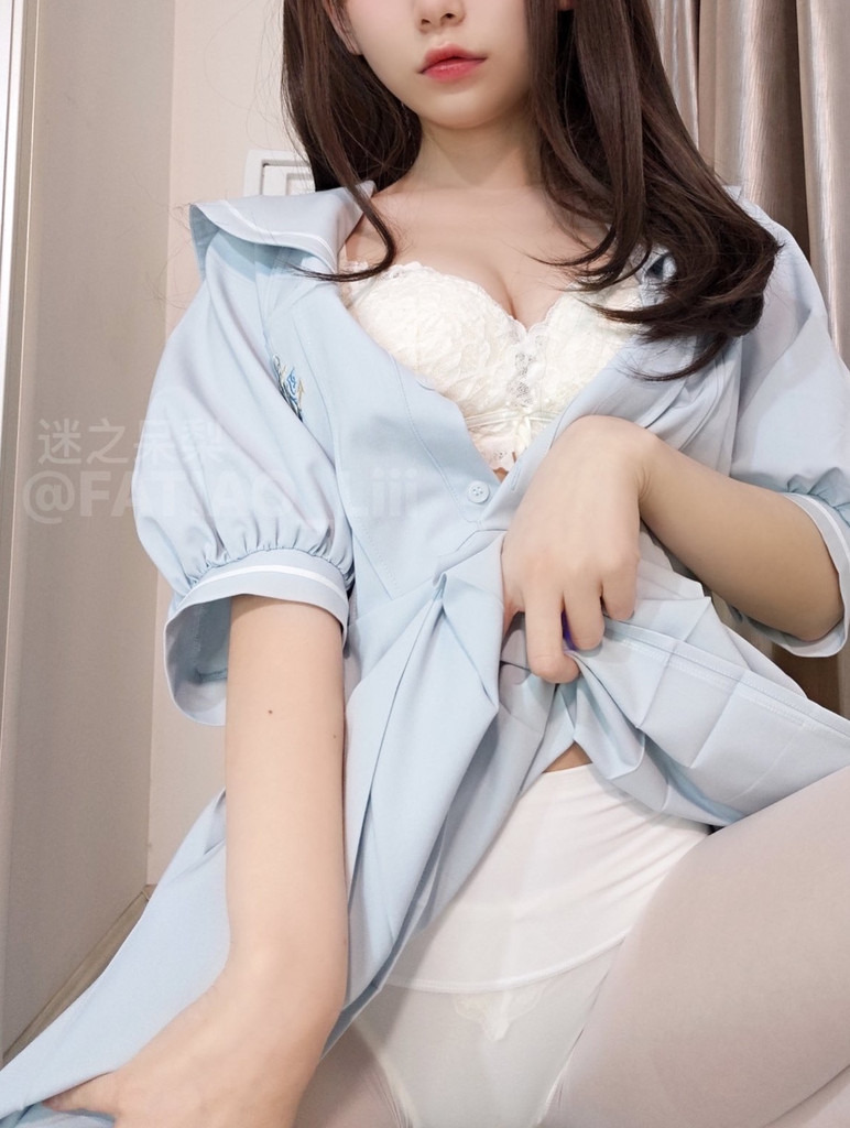 หน้าปกอัลบั้มภาพดิจิทัลของ 色色中💦 — 小奶貓❤️👉👌💦🔞