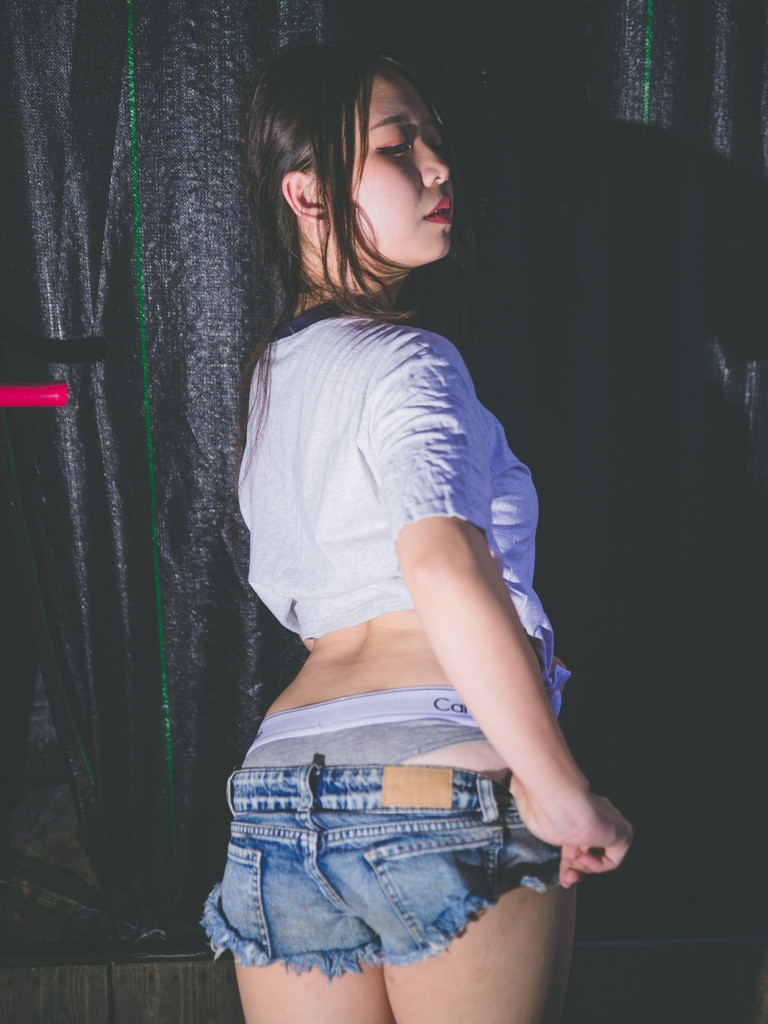 夜拍CK — Bìa album ảnh kỹ thuật số của 玩轉攝影（親民價）