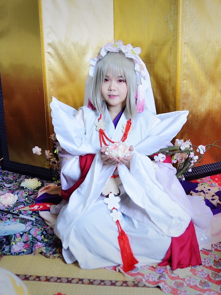 櫻花妖-早櫻花見 cos — 依田 的數位攝影集封面