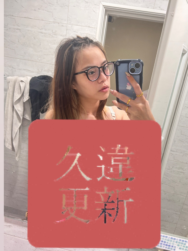 全身版來了😍 — Abby 的數位攝影集封面
